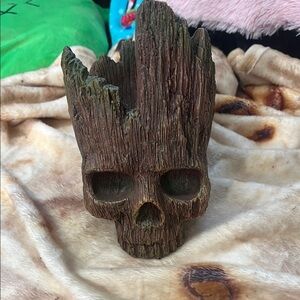 Wooden Skull Sculpture planter Groot